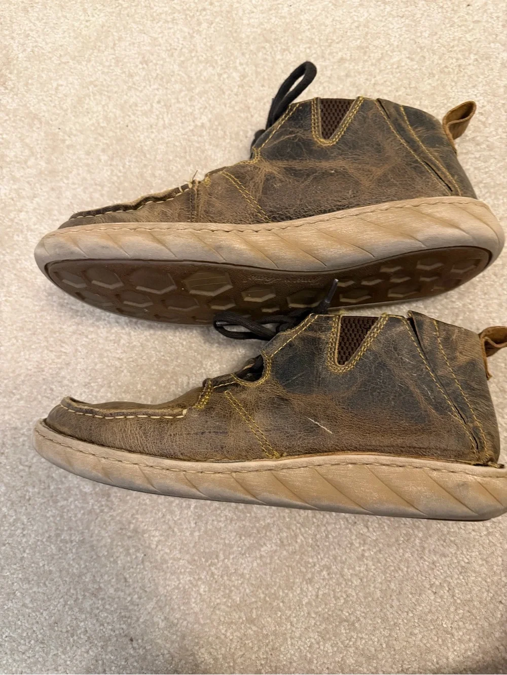 Tony Lama Men’s 10.5 Estancia lace ups.